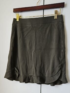 LOFT Olive Ruffle Hem Mini Skirt
